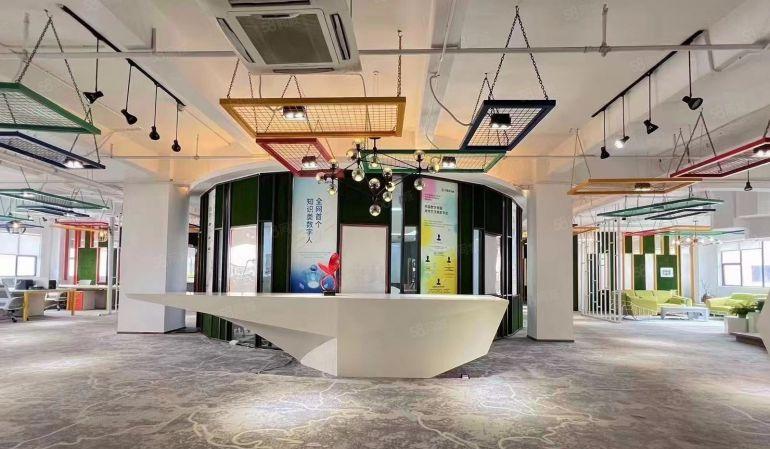 超值！上市公司物业整层2300平豪华精装送全套靓丽家私