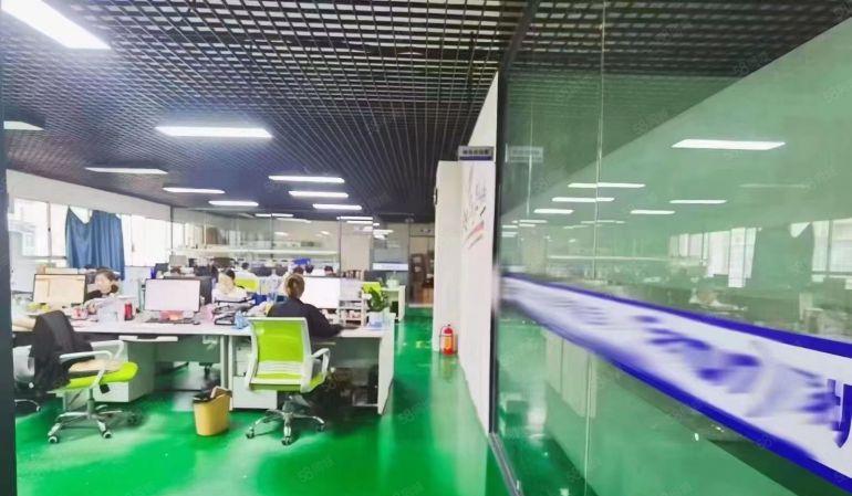 沙井新桥高速口工业园区精装修1500平厂房出租仓库出租低价