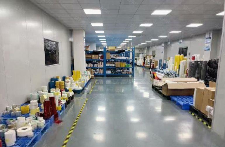 西乡固戍工业园500平电商贸易仓库厂房出租可分租整租