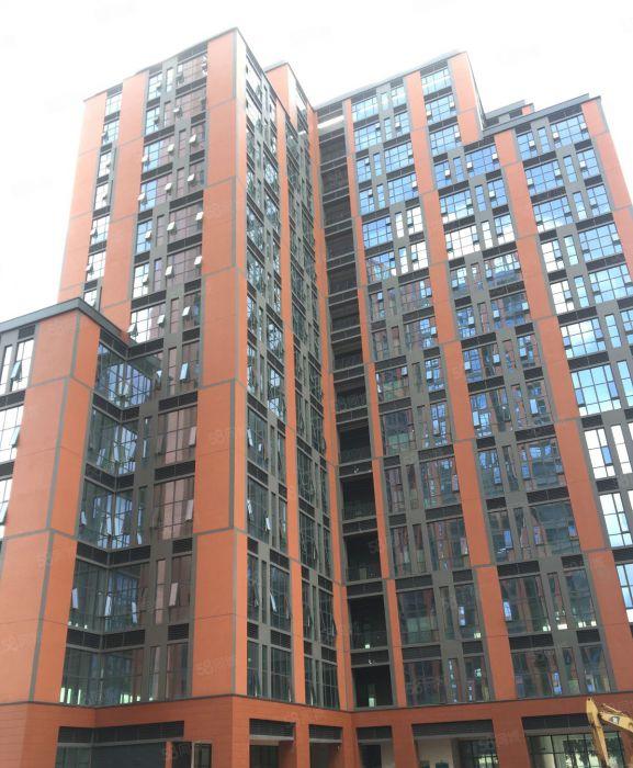 宝安松岗地铁口红本全新厂房出租300至2000平分租，高6米