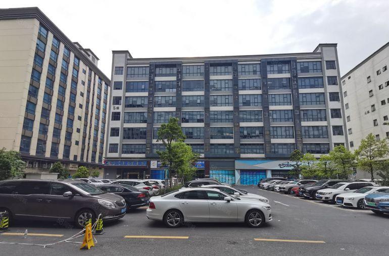 福永塘尾地铁500平米原房东精装修厂房仓库低价出租拎包入驻