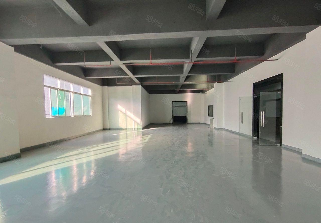 西乡固戍，楼上带装修143平395办公厂房仓库出租，租金33