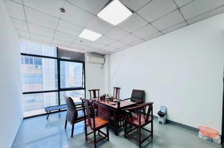 合同十年 西乡固戍地铁口独门独院7700平村委厂房出租可分租