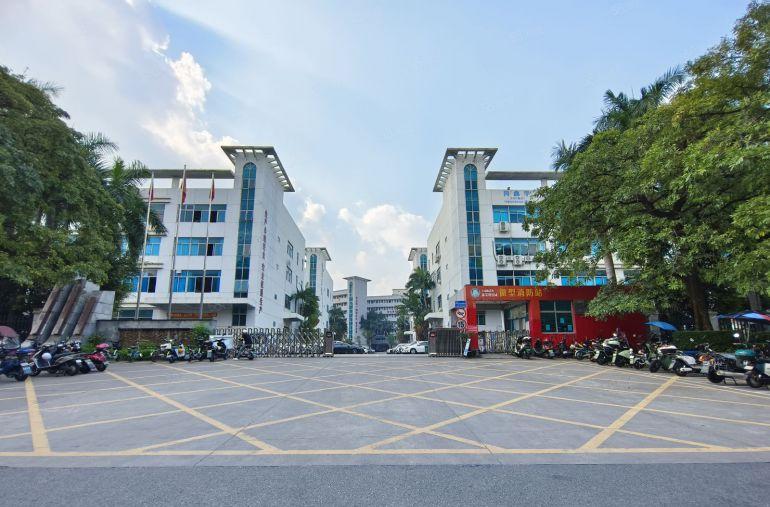 沙井独院红本厂房出租5000平方500平起分空地大好停车