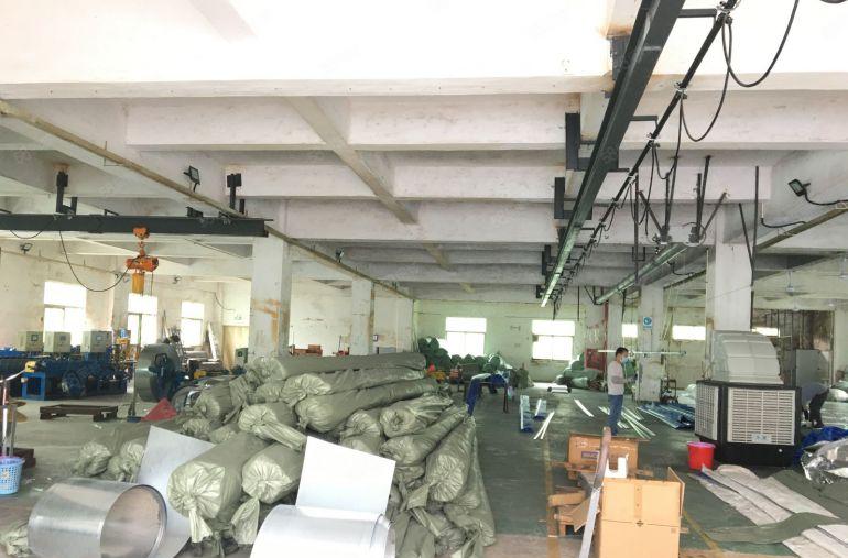 宝安塘下涌实际面积独院厂房出租3600平，高5米，可整租可分