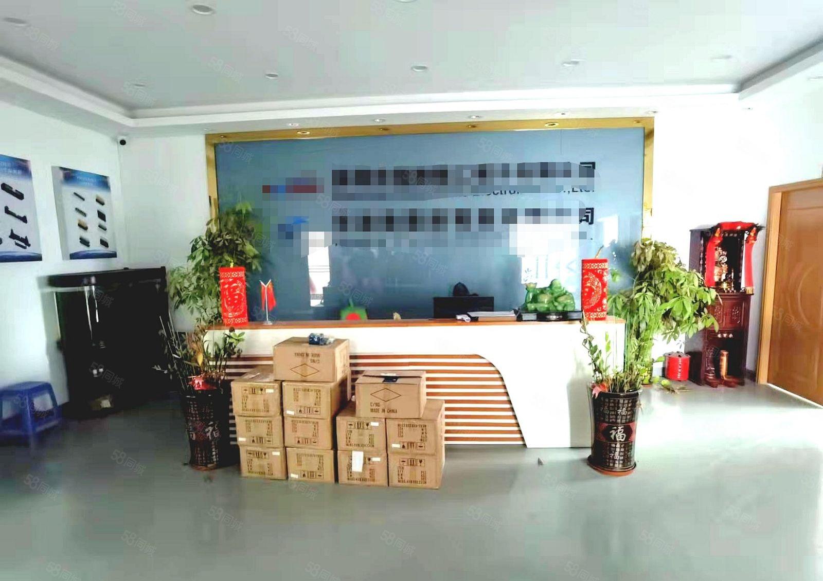 200平起，租福永和平精装700平原房东厂房出租，无转让费