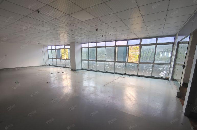 福永会展中心附近原房东厂房2楼800平方出租，带精装修办公室