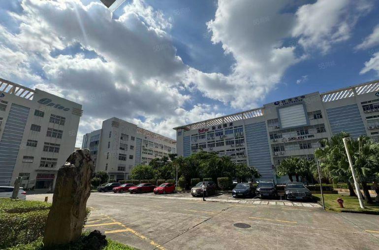 福永地铁口3500平精装修办公研发无车车间贴片厂房低价出租