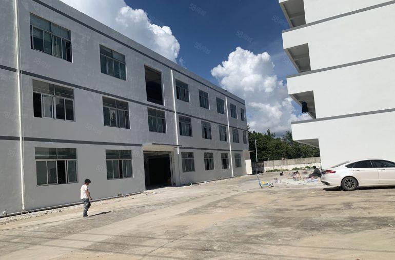 宝安石岩原房东低价直租独院3层6600平厂房仓库出租合同5年