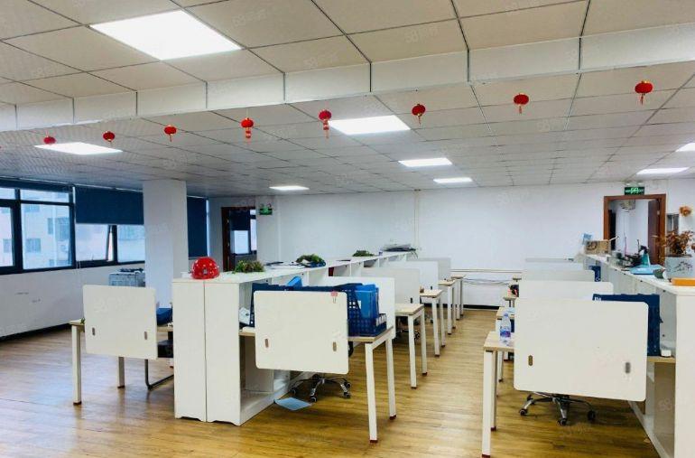 西乡固戍地铁口精装修300平办公贸易仓库小加工厂房写字楼出租