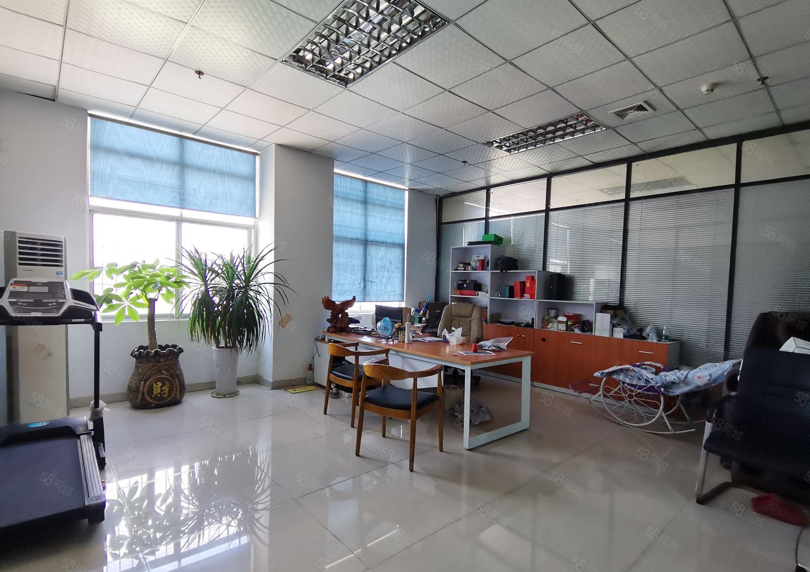 沙井新桥107国道790平方精装修无转让费高新园区厂房出租