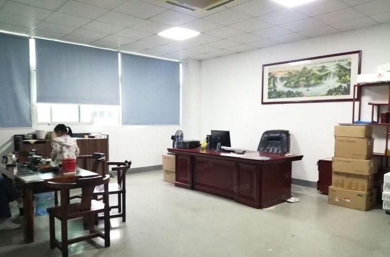 松岗街道碧头地铁站附近三层楼原房东红本独院厂房753平方出租