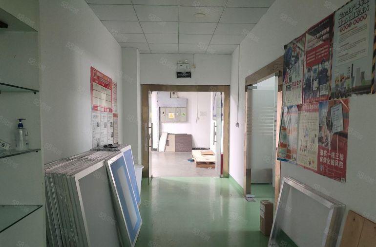 西乡固戍，原房东直租，带精装修520平厂房出租，使用率高