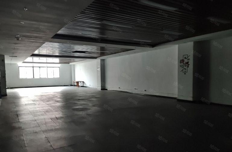 福永107国道边楼上1800平米带装修厂房出租免转让费