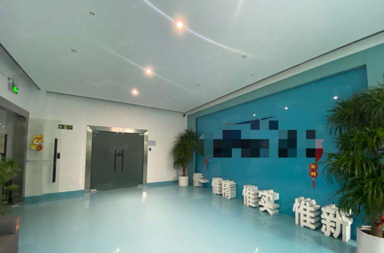 沙井高速出口附近楼上1600平精装修无尘车间厂房出租车位充足