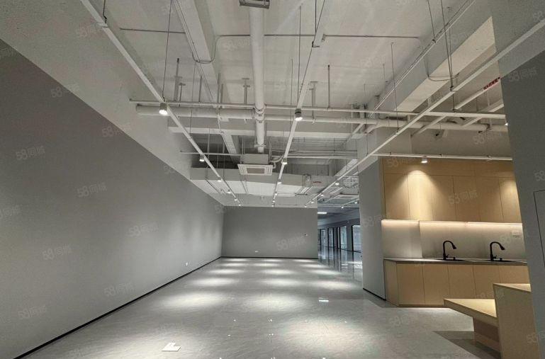 宝安机场附近楼层展厅出租700平方使用率高现成隔间带上下水