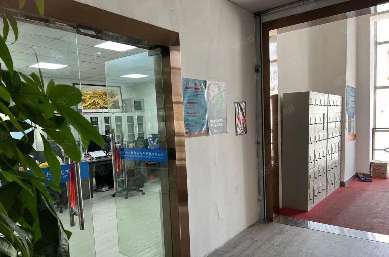 石岩地铁口原房东810平实际面积出租低价仓库一楼厂房出租分租