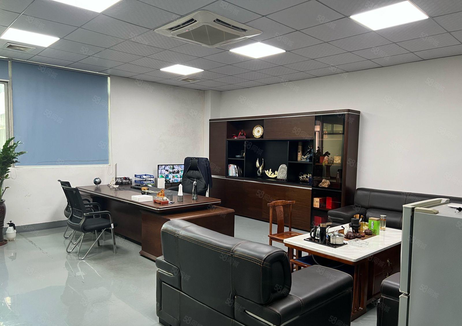 福永桥头楼上2500平厂房出租带豪华装修，无需转让费