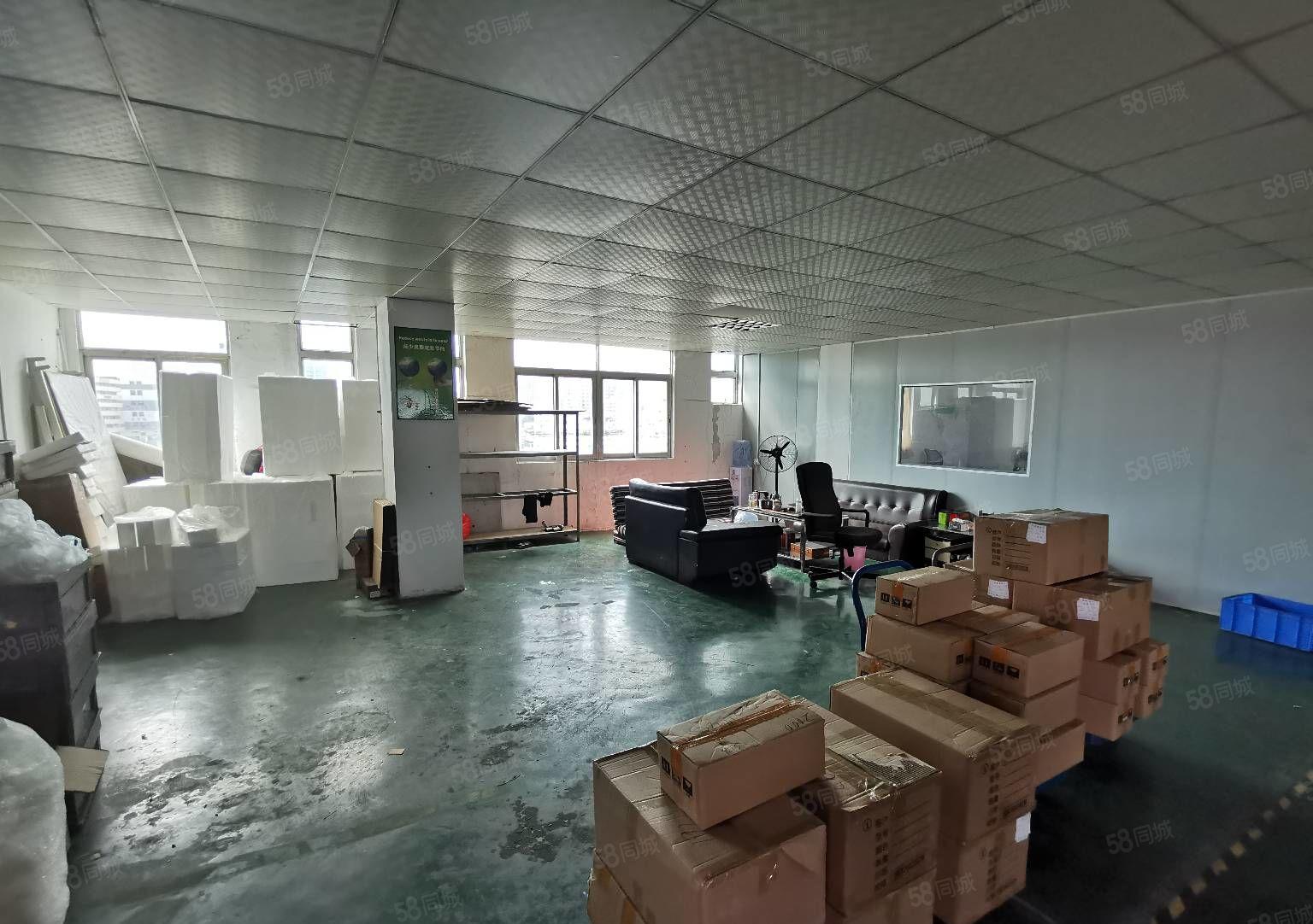 西乡鹤州九围洲石路边楼上300平22每平带装修车间办公室前台