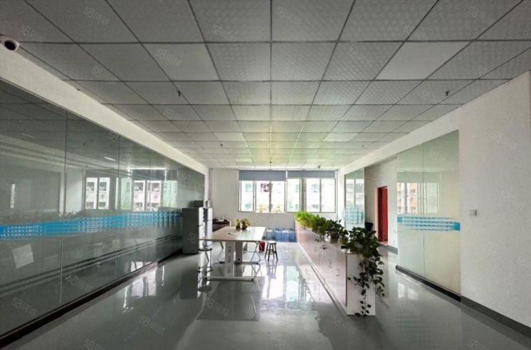 西乡固戍1000平精装修电子厂房低价出租原房东工业园区分租