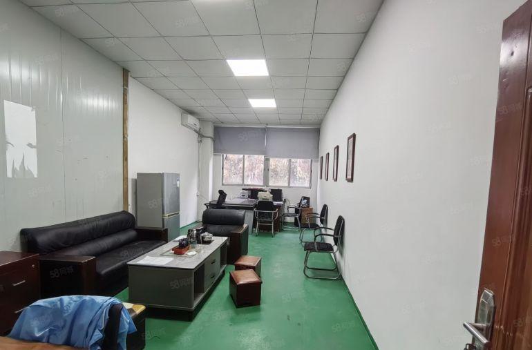 西乡房东直租，电改园区，450平现成电子厂房，带豪华装修