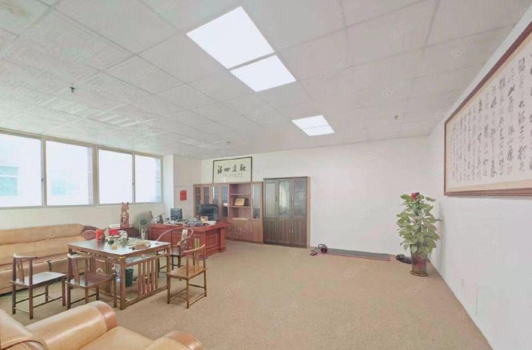 福永新和480平精装修原房东红本厂房低价出租可做生产办公研发