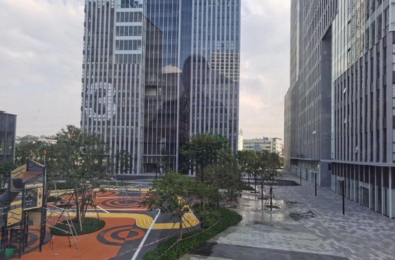 500起租松岗满京华开发商厂房出租总面积50000政府补