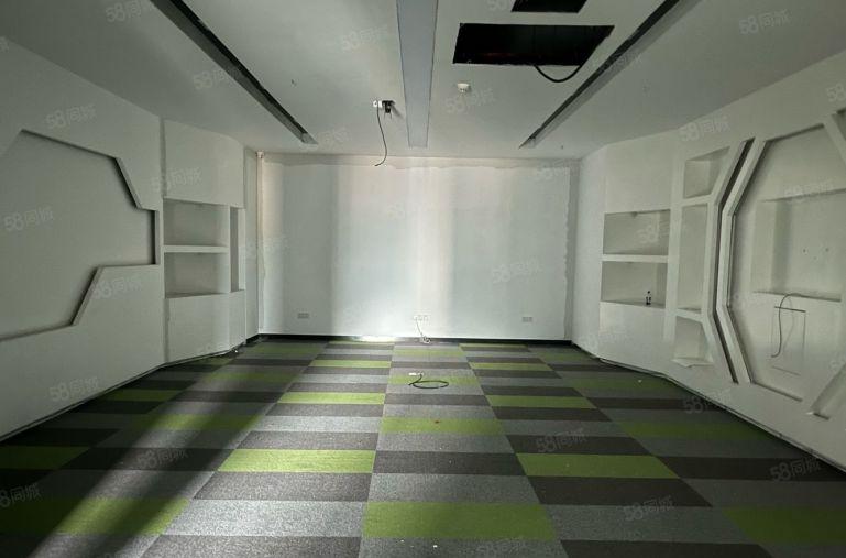 福永地铁口整层500平厂房出租精装修前台低价厂房仓库出租