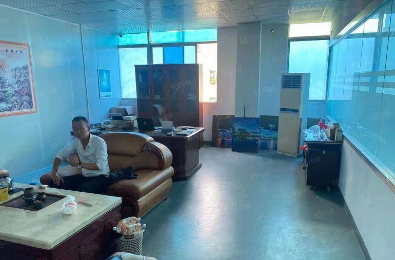 石岩北环原房东楼上1000平厂房出租，精装修无转让费