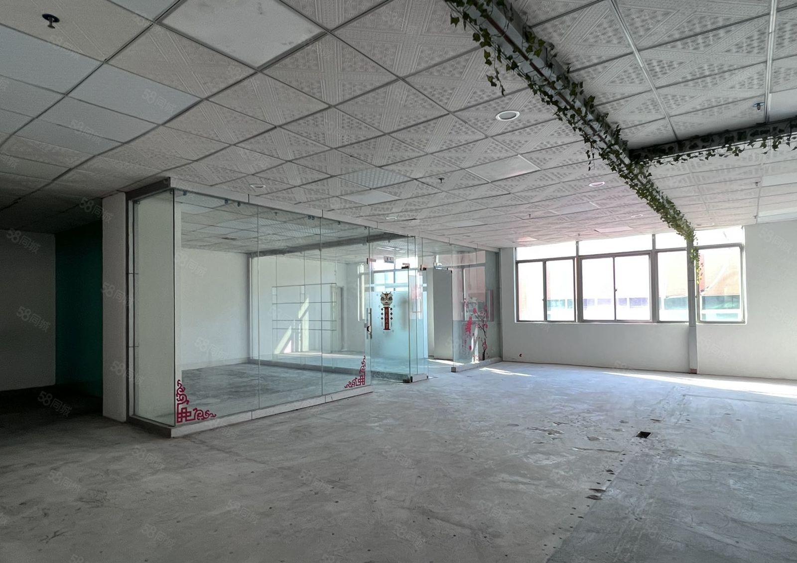 西乡厂房1385平米 带办公室 租29元 周边生活区好招工