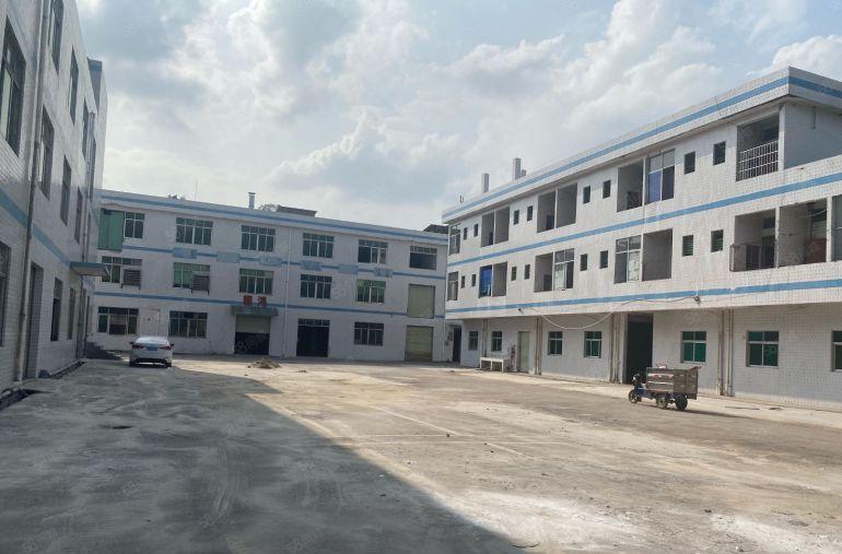 企石镇新出两栋三层独院厂房10000平方米。