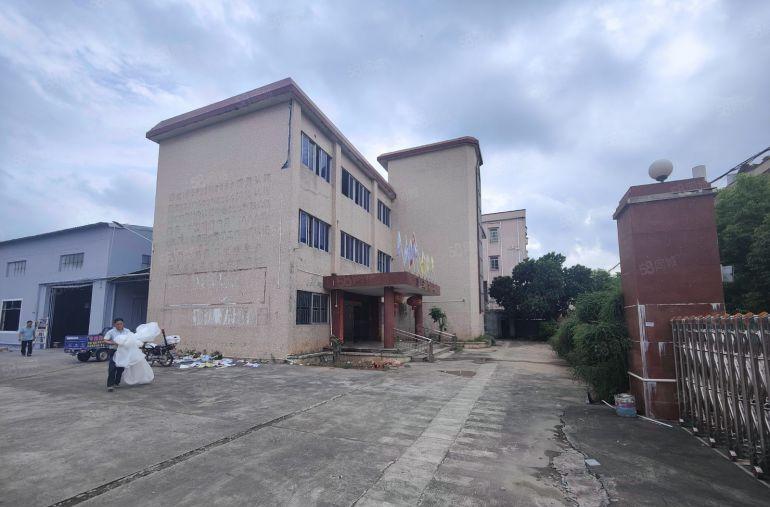 年初急租原房东钢构独院厂房6000平方可做仓库可五金注塑塑胶