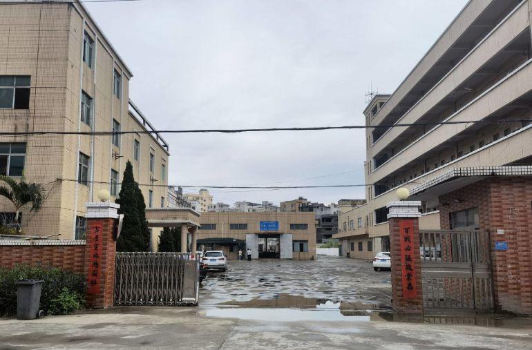 10块10块，小金口10米高钢构独门独院低价出租