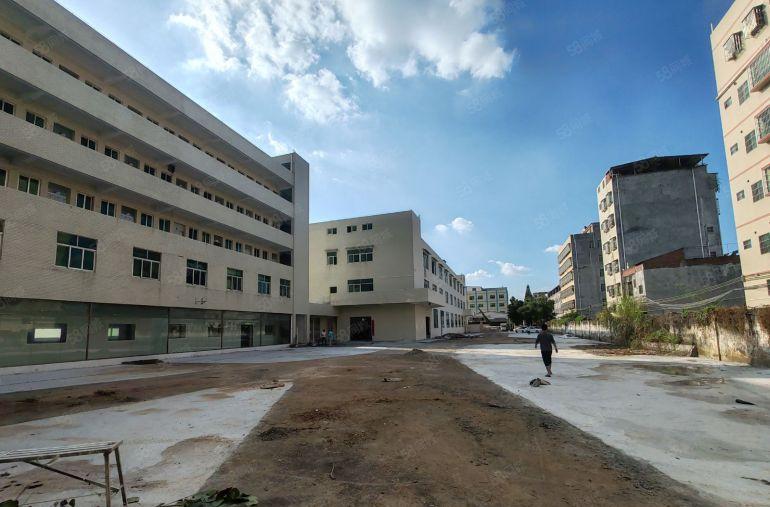 独门独院厂房7000平方，厂房空地11，形象好，价格便宜