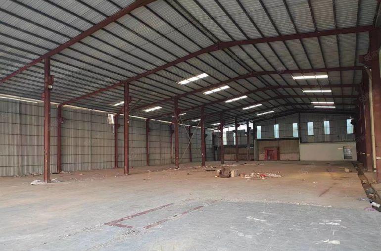 小金口金源工业区  单一层钢结构3300平米出租，可分租~~