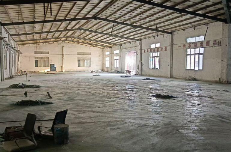 马安镇原房东独院砖墙到顶单一层3300平厂房出租，空地大