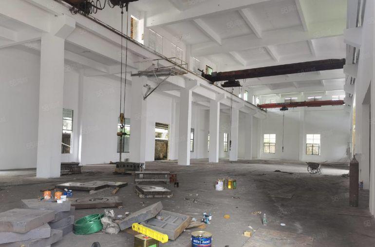 秋长带现成行车单一层钢构1800平层高12米厂房出租