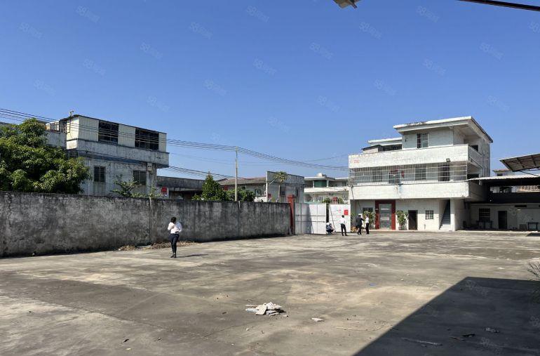 独门独院钢构厂房2500平出租，可做仓库，生产，大小可分租