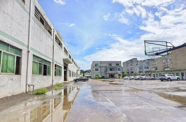 龙华周边钢构仓库出租独门独院1000起分8000平方空地超大