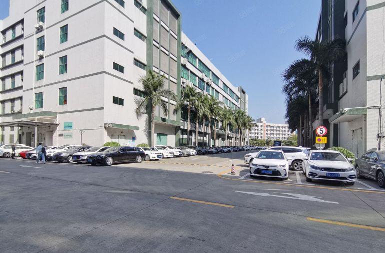 观澜牛湖地铁口工业区500平2000平标准厂房出租仓库招租