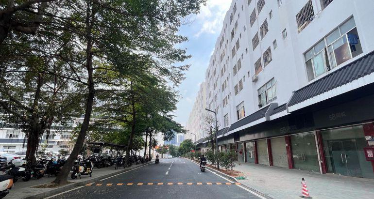 龙华工业厂房原房东1250平现成装修大小可分租红本厂房仓库