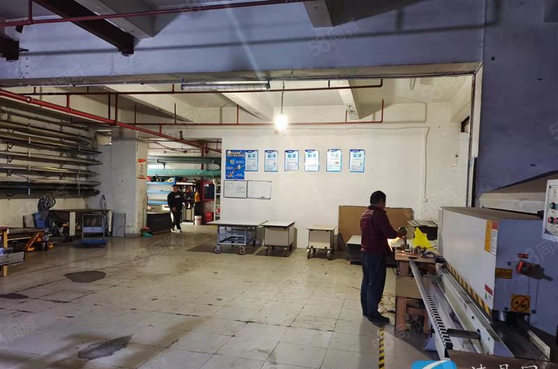 龙华地铁站一楼315平方厂房出租