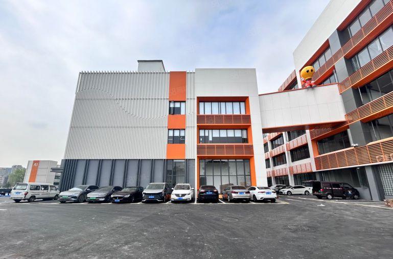 100平方米起出租精装修办公室龙华油松创意园厂房出租