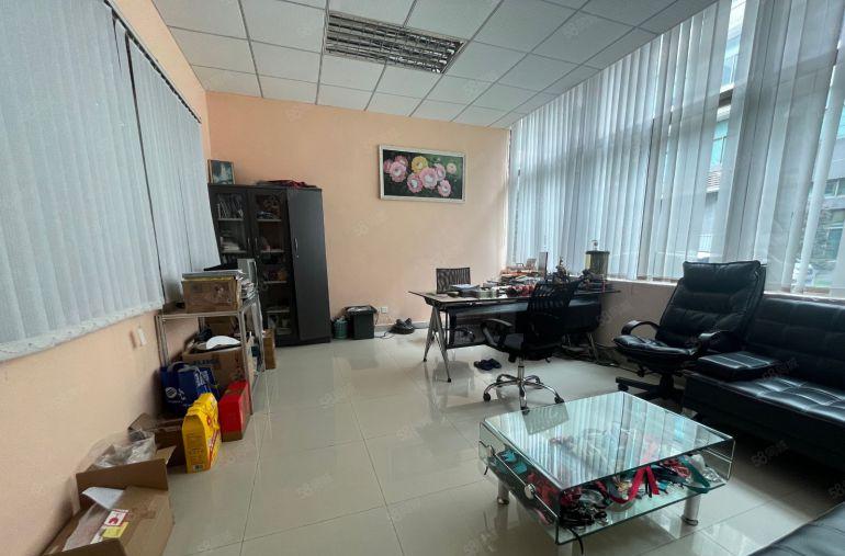 龙华大浪原房东厂房出租一楼780平，实际面积出租可进大车