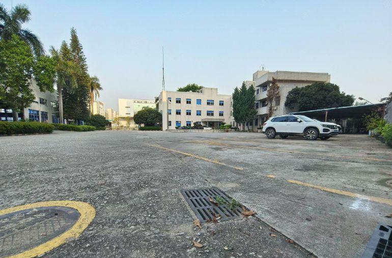 油松红本钢构500平至10000平低价出租，空地大，免租期长