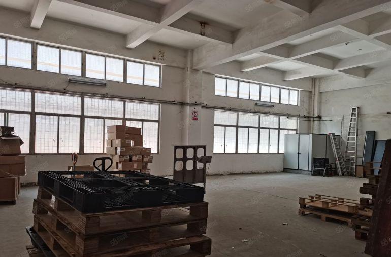 大浪业主工业园一楼厂房500平出租带有装修