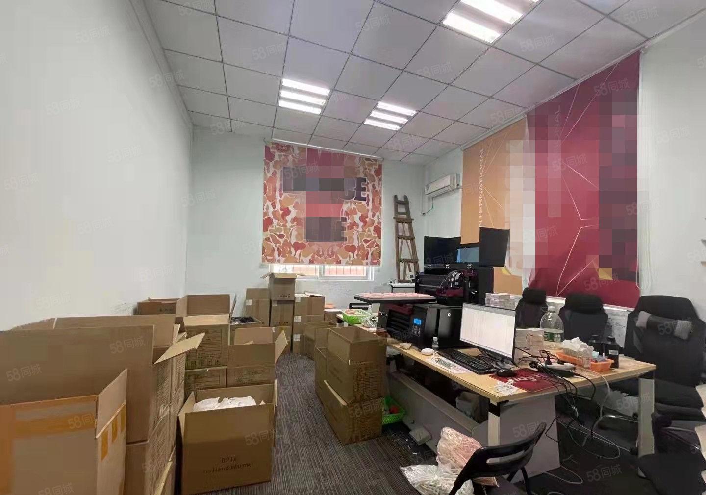 深圳龙华大浪新百丽附近原房东1080平精装工业厂房出租。