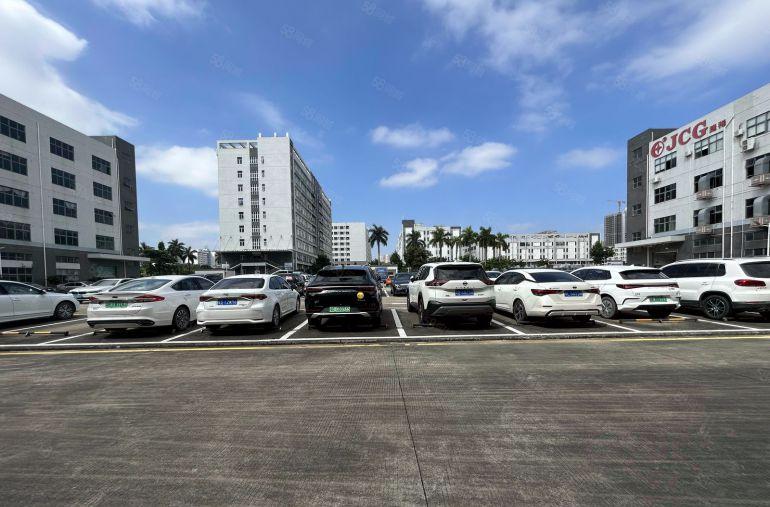 龙华原房东工业园独栋10000平红本厂房出租 500平起分租