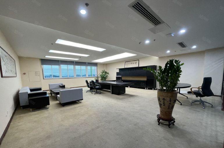 龙华区梅关高速出口花园式原房东厂房办公室招租面积1235平方