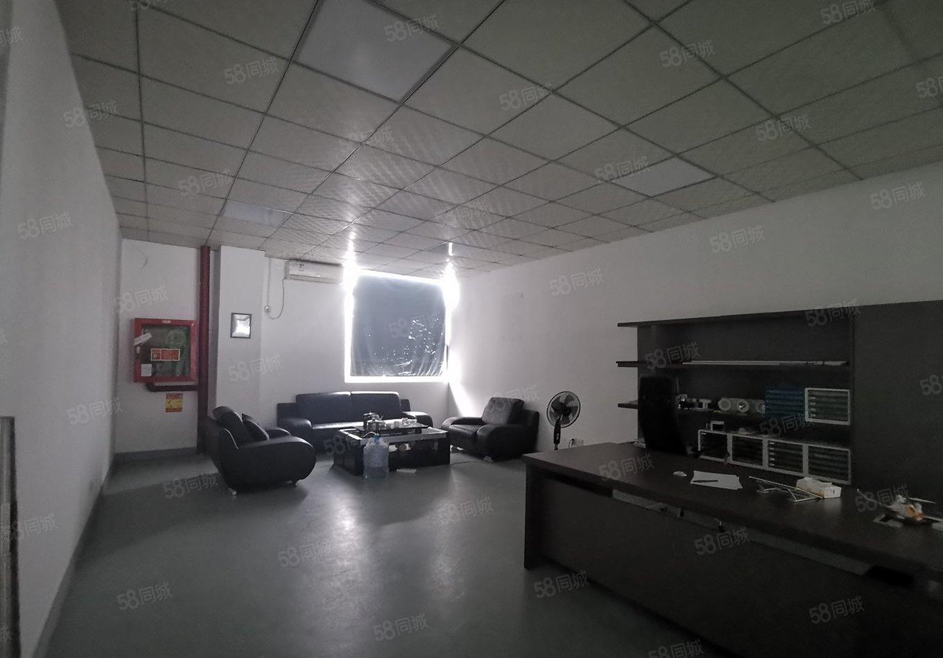 龙华观澜大富工业园1350平带精装修办公室仓库厂房出租可分租